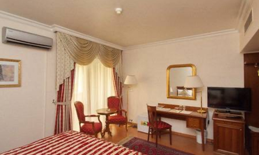 Grand Turkmen Hotel