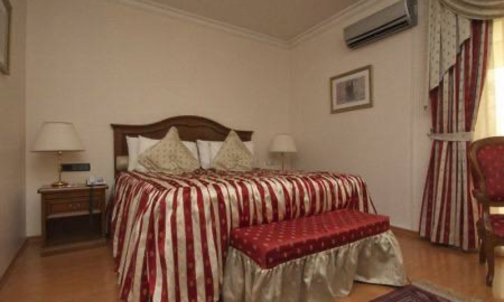 Grand Turkmen Hotel